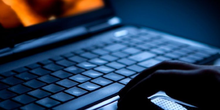 Videoları porno sitelerinde yayınlanan kadınlar, tazminat ve telif haklarından 18 milyon dolar kazandı