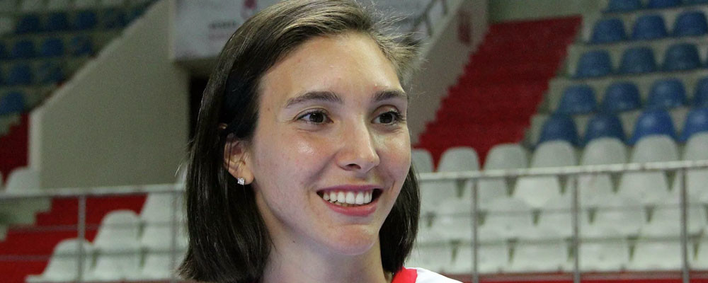 Voleybolcu Naz Aydemir Akyol 17 yıl sonra milli takımı bıraktı: 'Milli formama veda vakti'