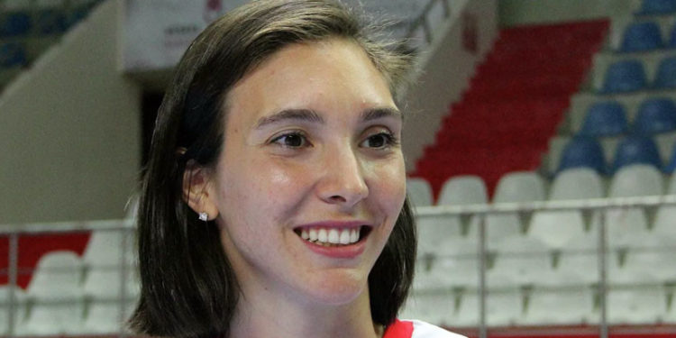 Voleybolcu Naz Aydemir Akyol 17 yıl sonra milli takımı bıraktı: 'Milli formama veda vakti'