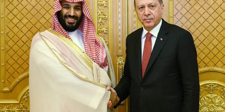 WSJ: Katar, Suudi Arabistan-Türkiye görüşmesine arabuluculuk yapıyor