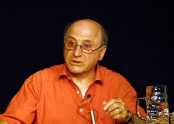 Yazar Haydar Işık, sürgünde yaşamını yitirdi
