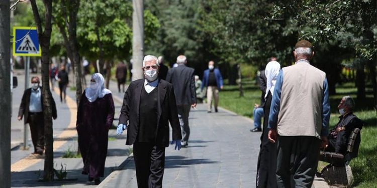 Yaşlı, emekli geçinemiyor |  'Eve bir misafirimiz geldiğinde utanıyoruz'