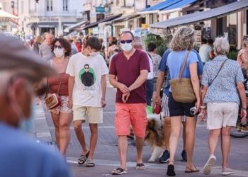 Yunanistan’da Covid-19 ile mücadelede tedbirler artırıldı