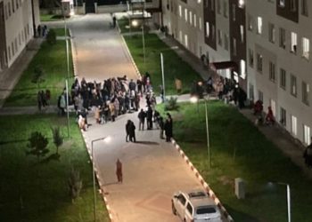 Yurtları saldırgan bir erkek tarafından basılan öğrenciler tepkili