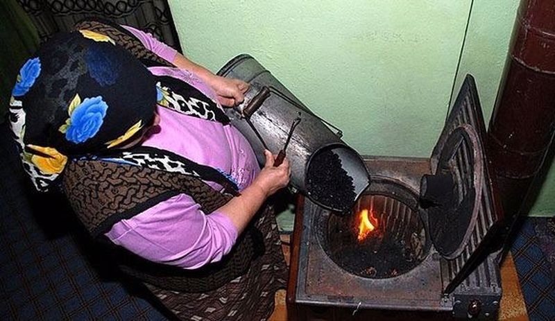 Yurttaş ısınmak için battaniyeye 'sarıldı': Soba almak isteyenler yüzde 100 zamla karşılaşınca vazgeçti