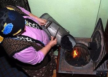 Yurttaş ısınmak için battaniyeye 'sarıldı': Soba almak isteyenler yüzde 100 zamla karşılaşınca vazgeçti