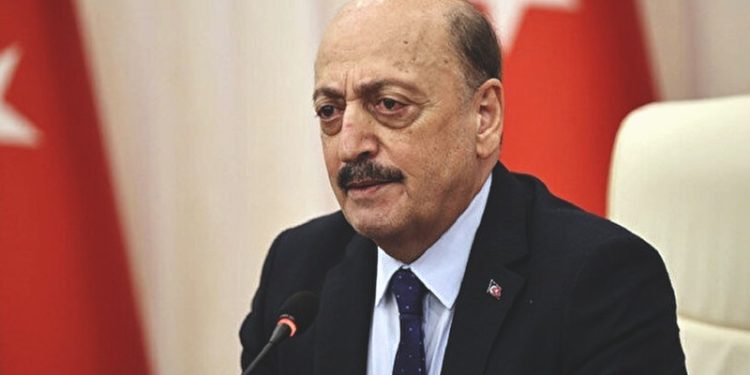 Çalışma ve Sosyal Güvenlik Bakanı Bilgin'den AGİ ve emekli maaşı açıklaması