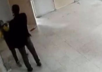 Öğrencisine şiddet uygulayan öğretmen görevden alındı