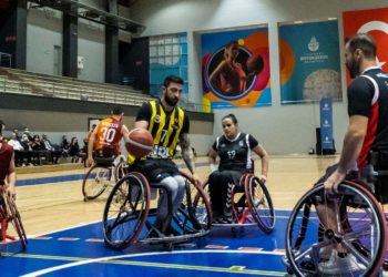 Üç Büyüklerden Anlamlı Buluşma