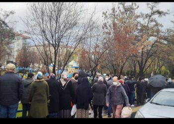 İBB AKP Meclis üyesi Kaynar: Halk Ekmek kuyrukları fotoğraf için oluyor