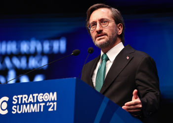 İletişim Başkanı Altun: 'Battık, bittik' naraları atılırken Cumhurbaşkanımız bütün dünyanın ağzını açık bıraktı