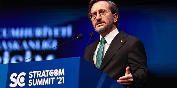 İletişim Başkanı Altun: 'Battık, bittik' naraları atılırken Cumhurbaşkanımız bütün dünyanın ağzını açık bıraktı