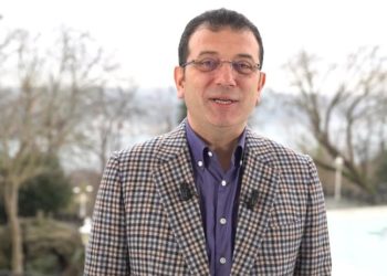İmamoğlu: Gençlerin yurt dışında değil, yurt içinde hayal kurabildiği bir yıl diliyorum