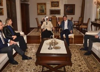 İmamoğlu’ndan Gelecek Partisi lideri Davutoğlu’na ziyaret