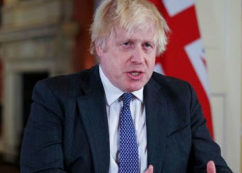İngiltere Başbakanı Boris Johnson 'Omicron dalgası geliyor' dedi, ülkede ay sonuna kadar tüm yetişkinlere üçüncü doz aşı sunulacak