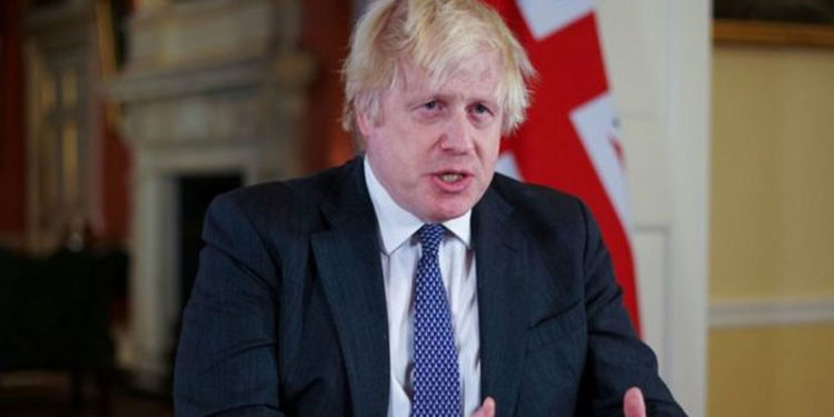 İngiltere Başbakanı Boris Johnson 'Omicron dalgası geliyor' dedi, ülkede ay sonuna kadar tüm yetişkinlere üçüncü doz aşı sunulacak