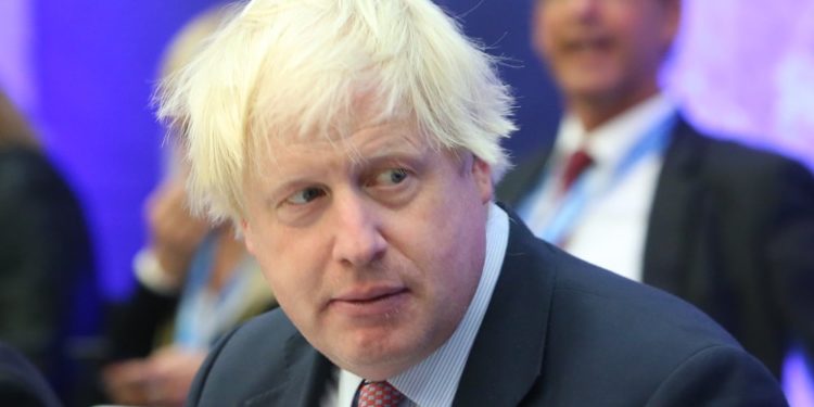 İngiltere lideri Boris Johnson’ın garsonluk yapan kızı işsiz kaldı