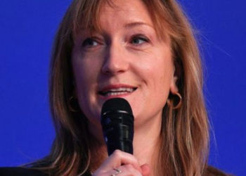 İngiltere'de Başbakanlık ofisi çalışanlarının, Covid kurallarını çiğneyen Noel partisine ilişkin 'şakalaşması' basına sızdı