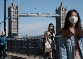 İngiltere'de günlük Covid-19 vaka sayısında rekor