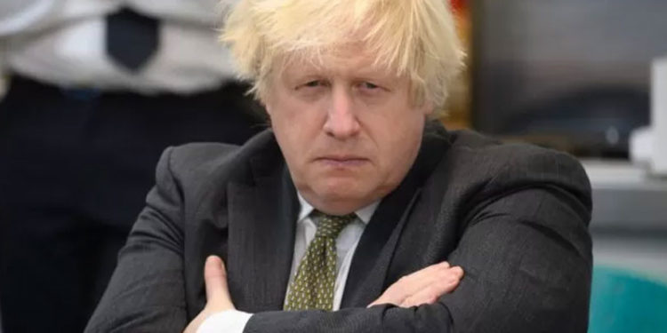 İngiltere'de hükümetin Covid kurallarını çiğnediği iddialarına yenisi eklendi, Başbakanlık 'İş toplantısı' diyor