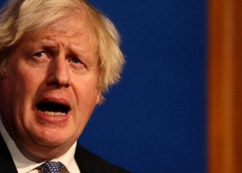 İngiltere'de iktidar partisinden 100'e yakın vekilin Covid önlemleri isyanı, Başbakan Johnson'a ne kadar zarar verdi?