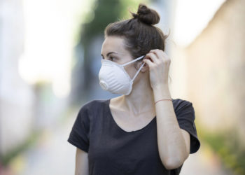 İngiltere’de koronavirüs vaka sayısında rekor