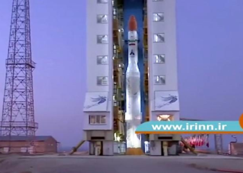 İran nükleer müzakereler devam ederken uzaya 'uydu taşıyan roket' fırlattı