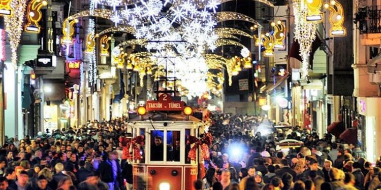 İstanbul Valiliği, yılbaşı için 'acil durum telefonları'nı duyurdu