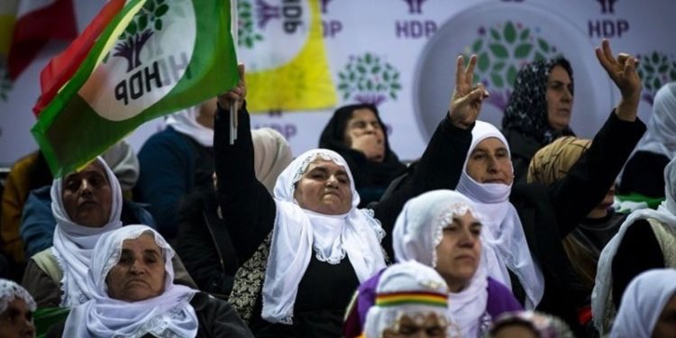 İstanbul il eşbaşkanlarından kongre çağrısı: Şimdi HDP zamanı