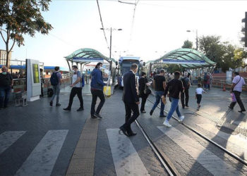 İstanbul İl Sağlık Müdürü'nden yılbaşı açıklaması: Kısıtlama ve kapanma yok; panikle, korku ile değil, tedbirle de bu işin üstesinden geleceğiz