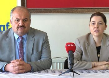İstanbul'un taksi sorunu yine çözülemedi: 750 minibüsün taksiye döndürülmesi kararını mahkeme durdu