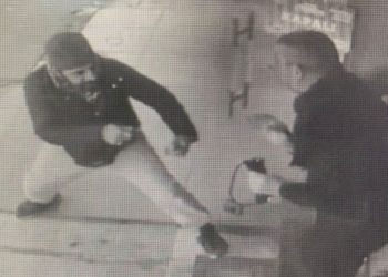 'İstediğin ilaç yok' diyen eczacıya bıçaklı saldırı