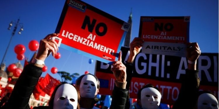 İtalya’da genel grev: Sendikalar hükümetin bütçe planını protesto ediyor