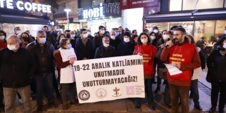 İzmir’de 19 Aralık Katliamı anması