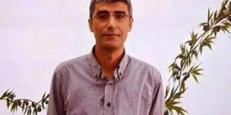 Şair Çomak: Yalnız bırakılmak hukuksuzlukla sınanmak kadar yaralayıcı