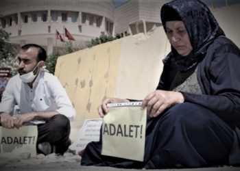 'Şanlıurfa Adliyesi kapısında dünyanın takip ettiği bir zulüm var'