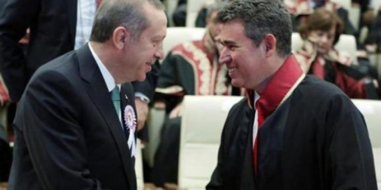 ‘Barolar Birliği seçimini hukuku yok eden iktidar kaybetti’