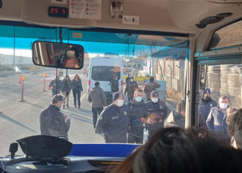 ‘Barınamıyoruz’ diyen 30 öğrenci ve 3 gazeteci Ankara girişinde gözaltına alındı