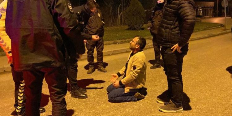 ‘Dur’ ihtarına uymayıp kaçan alkollü sürücü: Ehliyetimi alacağınıza öldürün daha iyi