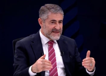 ‘O gece Merkez Bankası 7 milyar dolar ile müdahalede bulundu’