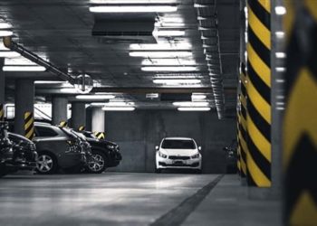 “Bakanlığa konum bildiriyoruz: İSTOÇ’un altı sıfır km otomobil dolu”