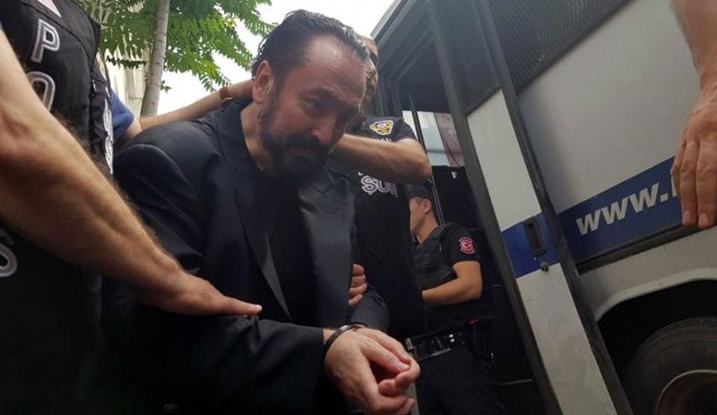 İstinat duvarının çökmesini 'Adnan Oktar operasyonu'na bağlayan 2 kişi hakkında hapis istemi