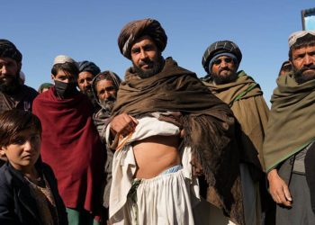 Aşırı yoksul Afganlar organlarını satarak hayatta kalmaya çalışıyor