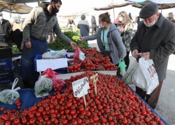 Türkiye’de 4 kişilik ailenin açlık sınırı asgari ücretin üzerine çıktı, 5 bin TL sınırına dayandı