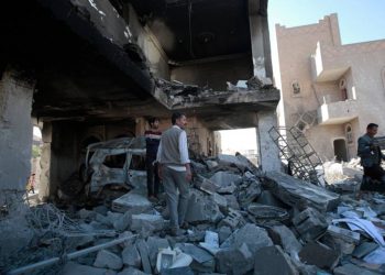 Yemen’de cezaevine düzenlenen hava saldırısında 100’den fazla kişi öldü