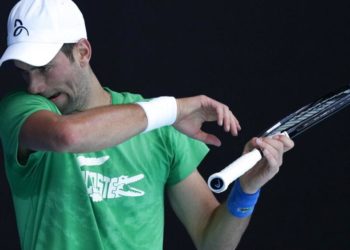 Djokovic’in Avustralya vizesi yeniden iptal edildi, Sırp raketin sınır dışı edilmesi bekleniyor