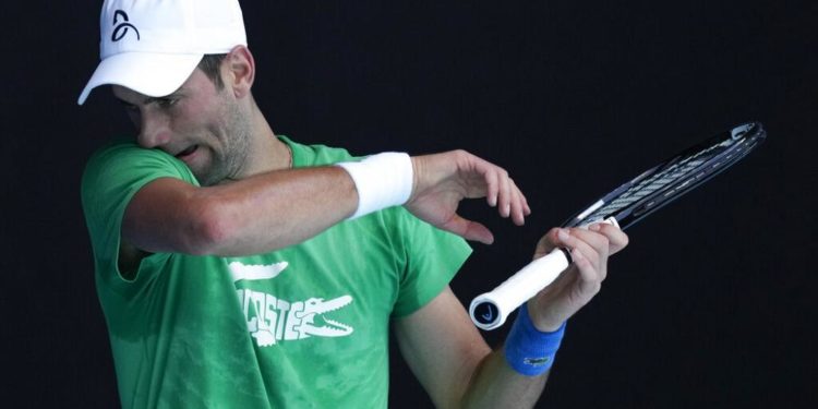 Djokovic’in Avustralya vizesi yeniden iptal edildi, Sırp raketin sınır dışı edilmesi bekleniyor
