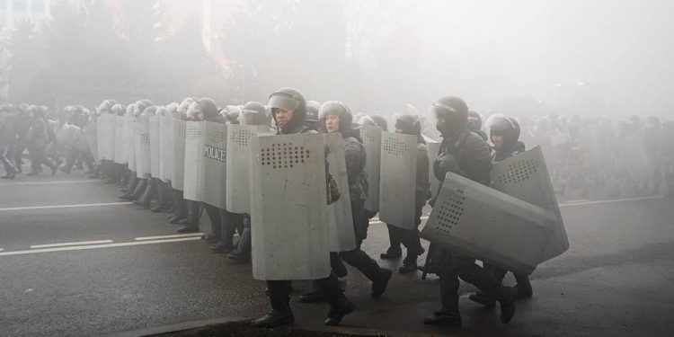 Kazakistan Cumhurbaşkanı Tokayev: Bu bir darbe girişimi