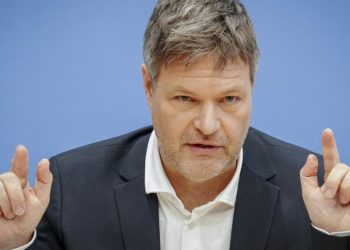 Almanya Ekonomi Bakanı: İş gücündeki kıtlığın aşılması için daha fazla göçmene ihtiyaç var