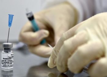 Fransa’da geniş çaplı Covid-19 aşı kampanyası baharda başlıyor